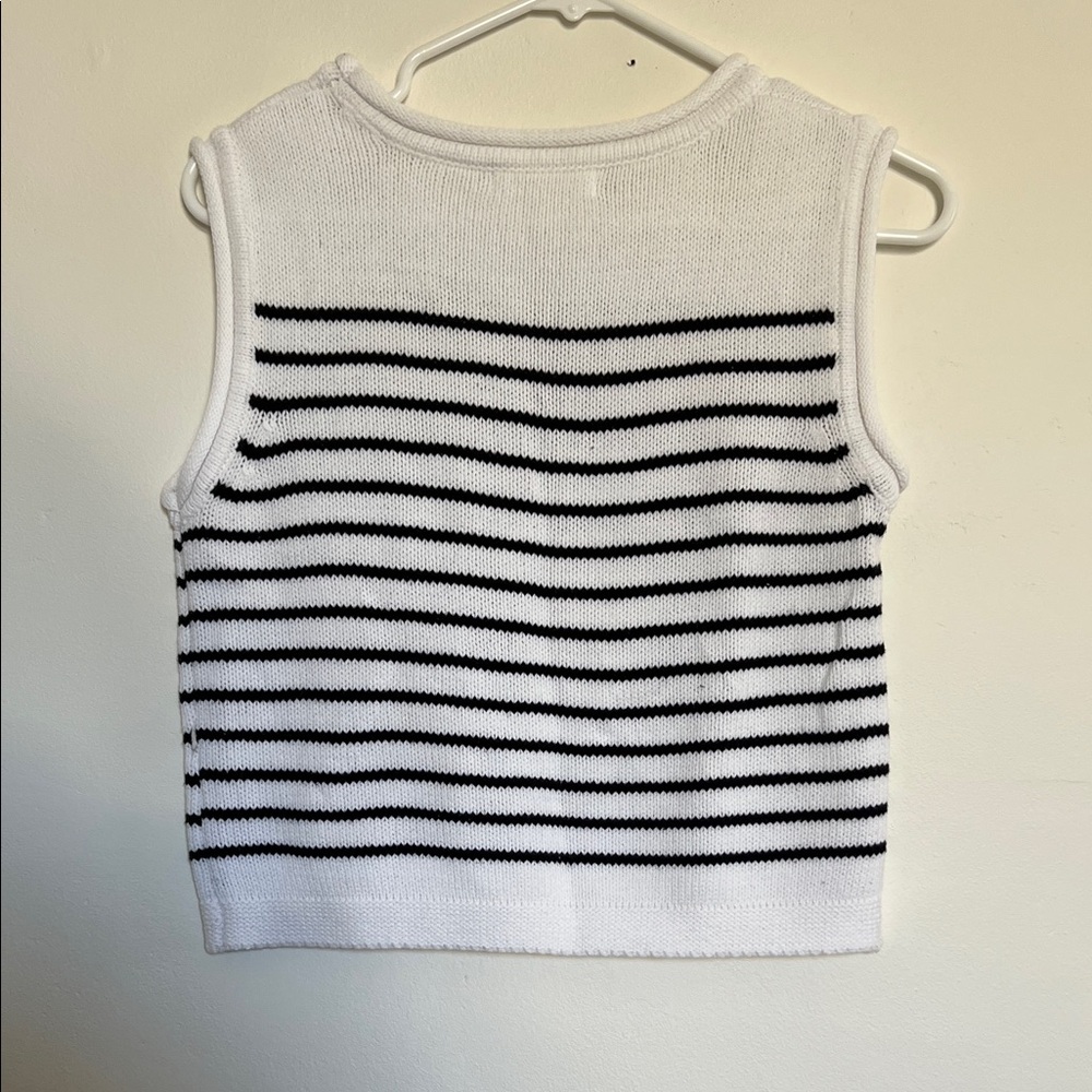 Moon & Madison White Knit Top - Picture 3 of 3